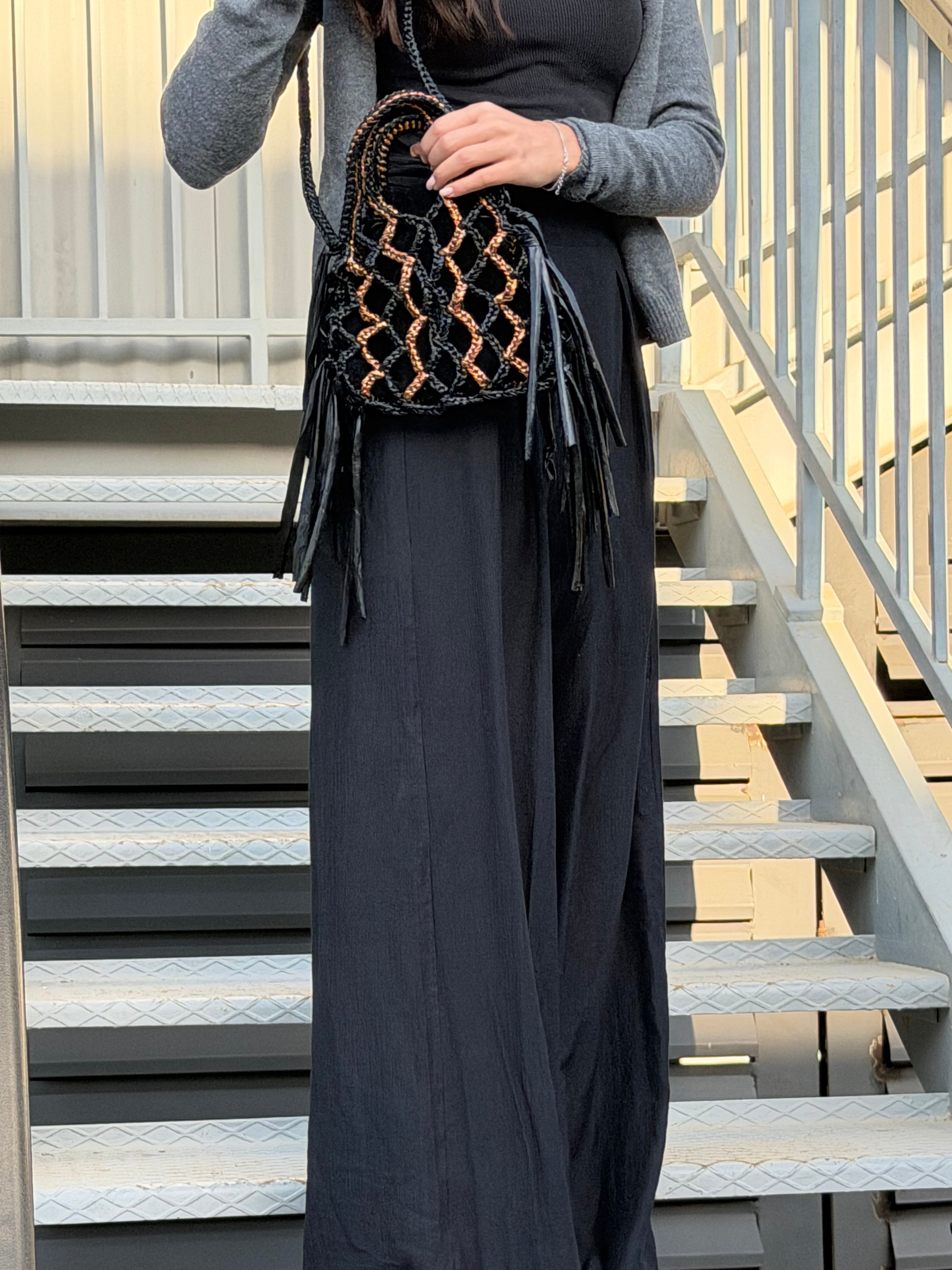 The net black&brown crochet