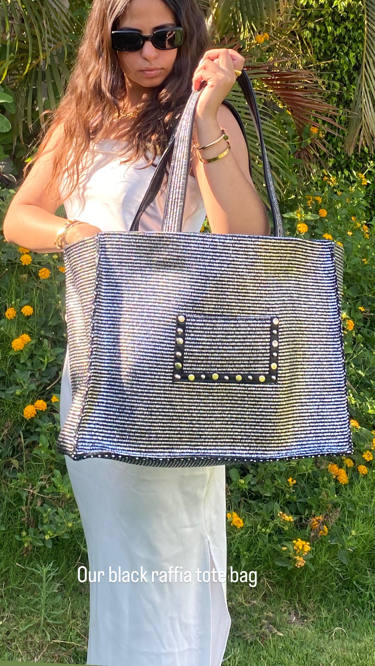 Two tones raffia bag